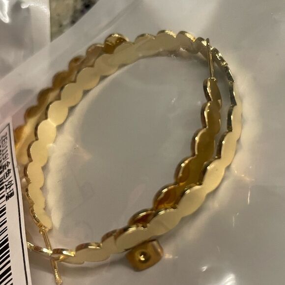 Elegant Gold and Silver Hoop Earrings (Bundle of 2) - Picture 13 of 13